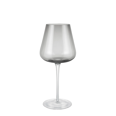 Set of two glasses for white red wine