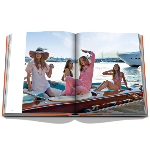 The book of St. Tropez Soleil
